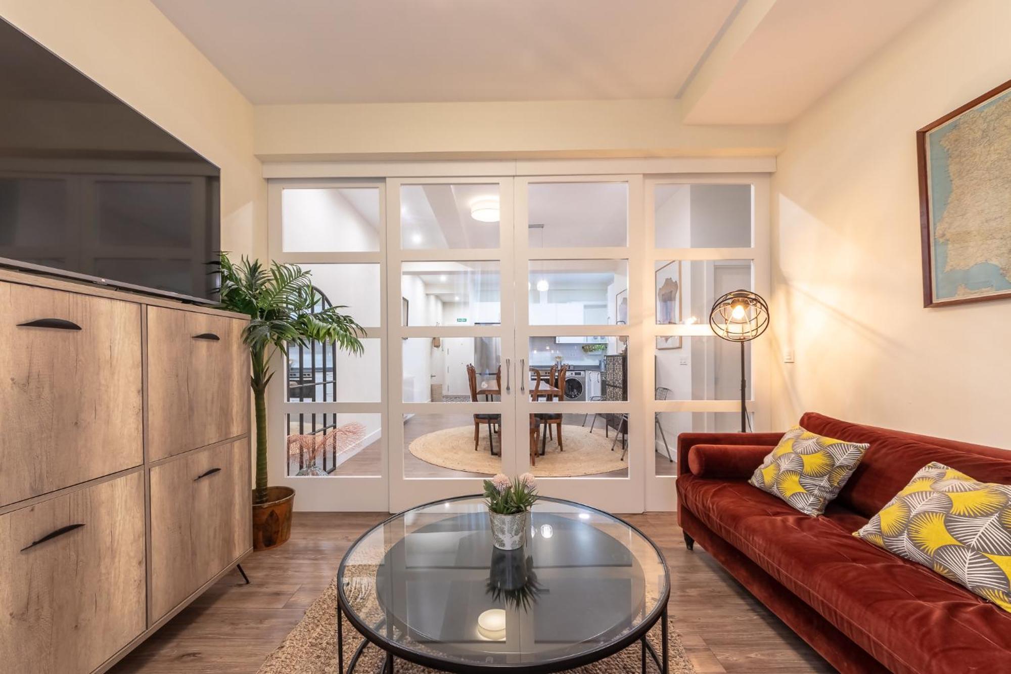 Homeloving Apartment Bilbao Centre With Parking Exterior photo