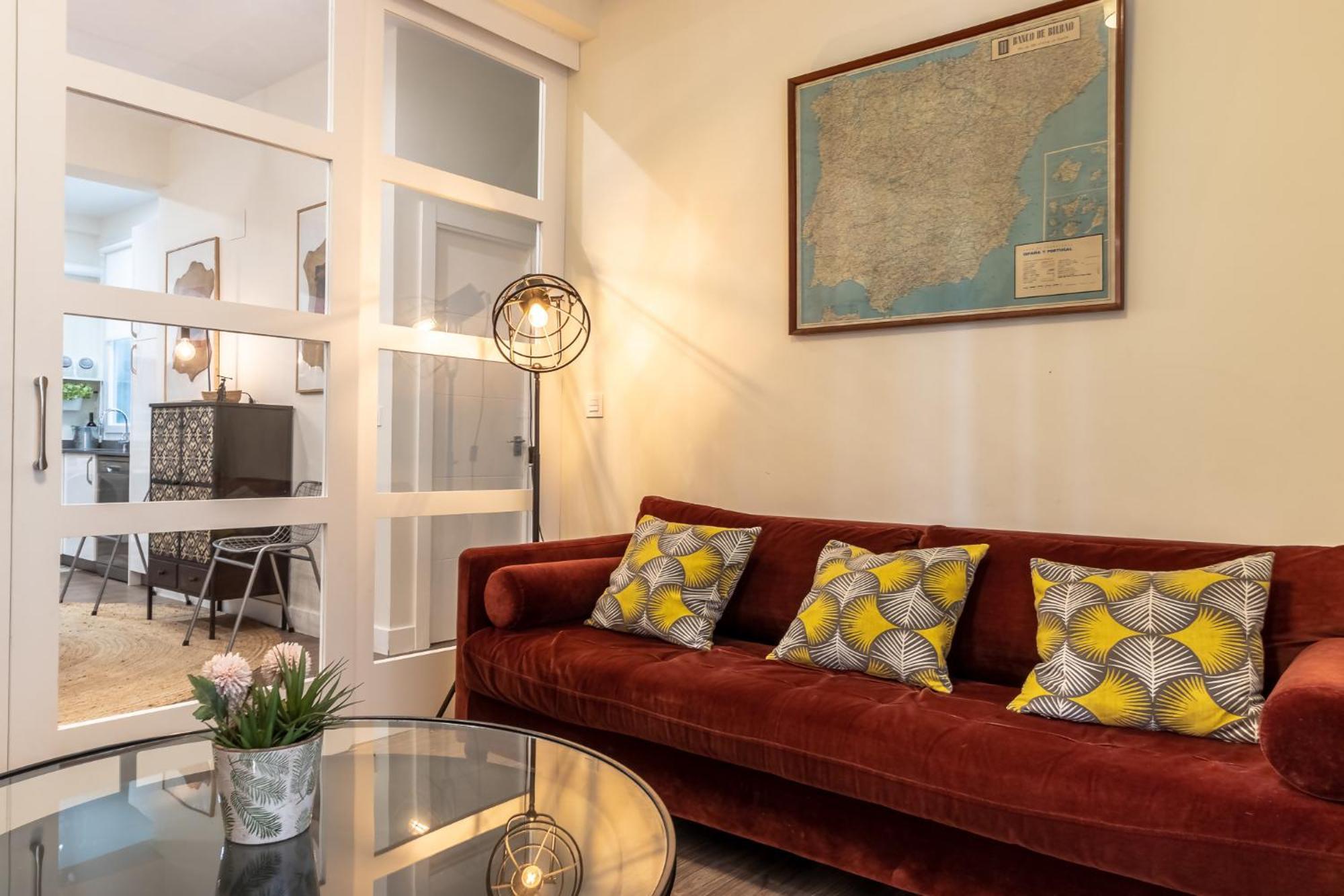 Homeloving Apartment Bilbao Centre With Parking Exterior photo