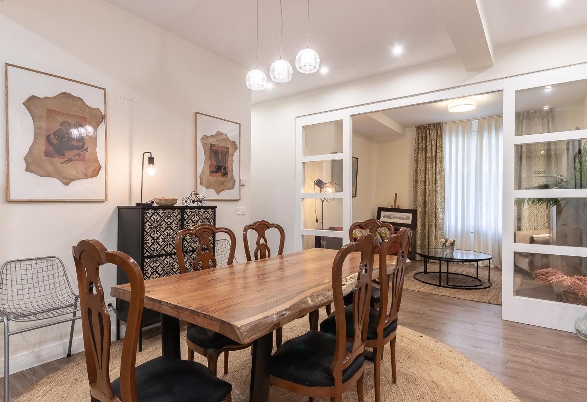 Homeloving Apartment Bilbao Centre With Parking Exterior photo